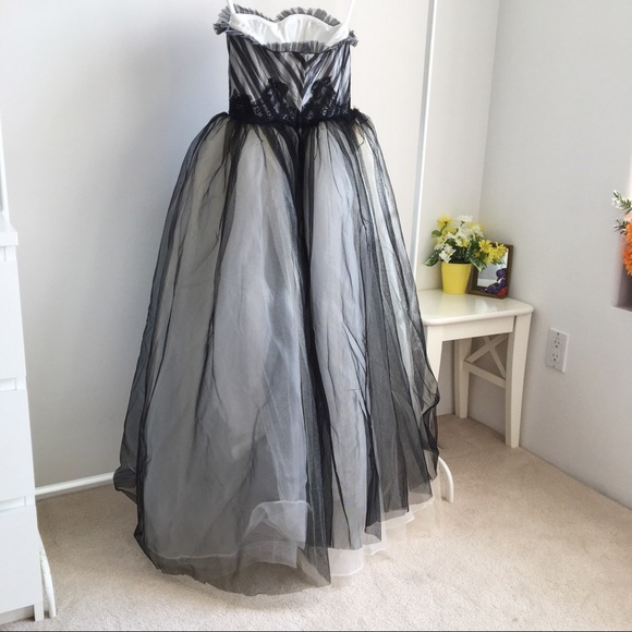 Strapless Hi-Lo Gown - Picture 2 of 10